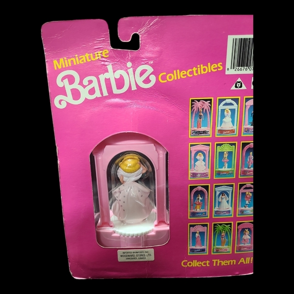 Vintage Miniature Barbie Collectibles "Superstar Barbie 1989" - Picture 10 of 11